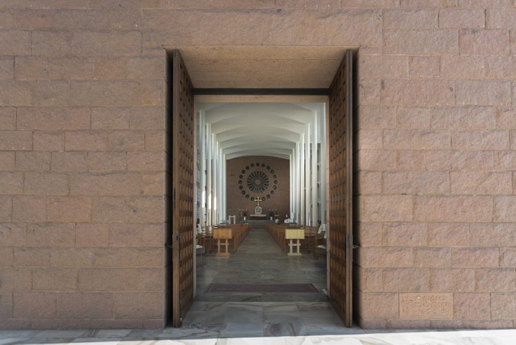 Igreja-SãoPauloApóstolo-Gottfried-Böhm-foto-ronaldo-azambuja