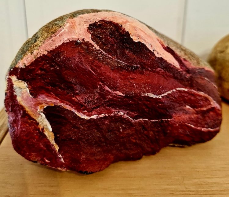 pedra-carne-meg-tomio-roussenq1