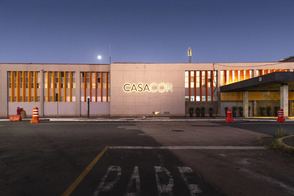 Fachada - credito Luciano Mota