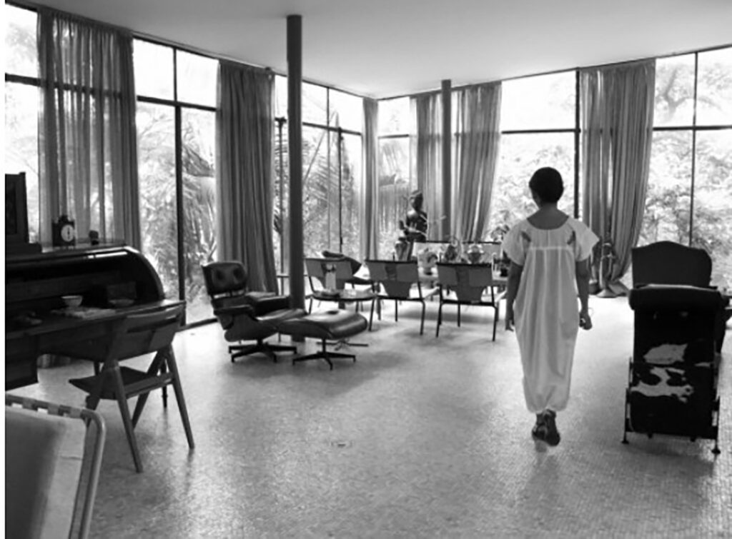 escolas livre de arquitetura-casa de vidro.fonte-internet