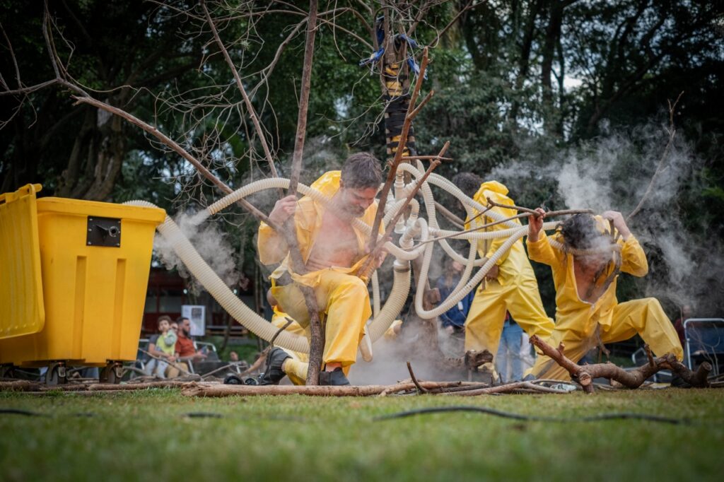 semana de design - ESTAR MOVEIS PERFORMANCE GRUPO secura_humana_157 CREDITO YVE LOUISE 